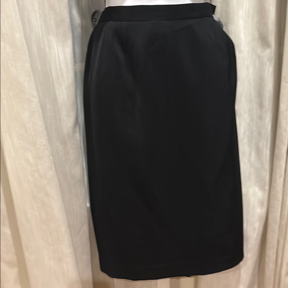 Larry Levine Black Pencil Skirt Knee-Length Workwear
